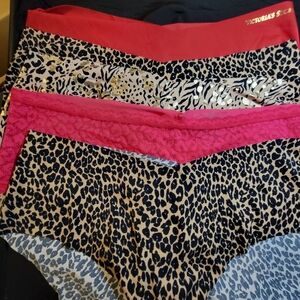 Victoria’s Secret Bundle of 6 Underwear Size Large